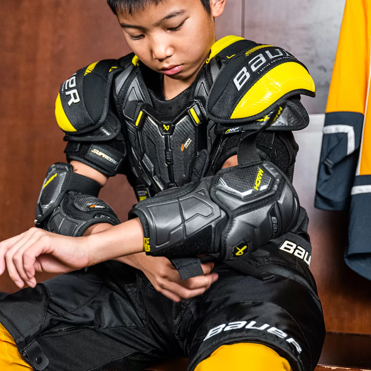 Flash Sale SUPREME MACH ELBOW PAD Elbow Pads
