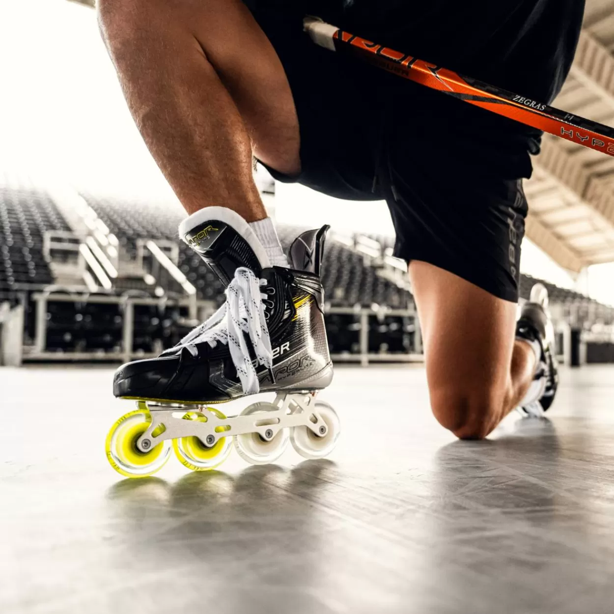 Discount VAPOR HYPERLITE 2 ROLLER HOCKEY SKATE Elite Roller Skates
