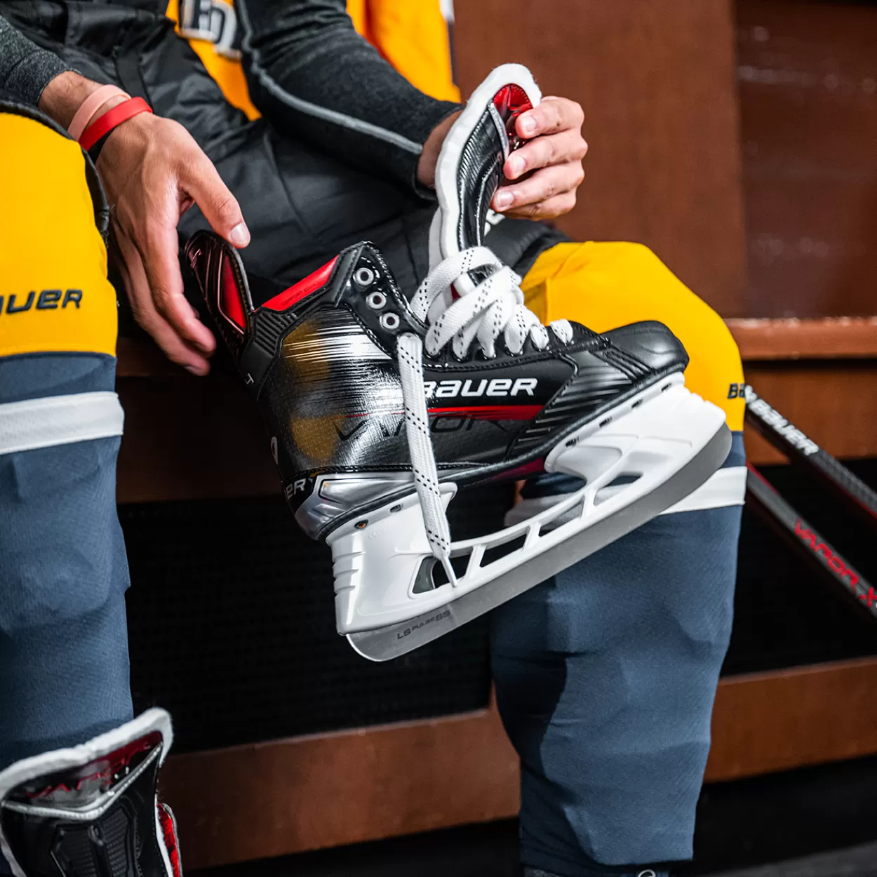 Flash Sale VAPOR X5 PRO SKATE Elite Skates
